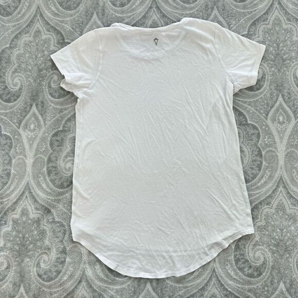 Girls Ivivva Short Sleeve - Picture 2 of 3